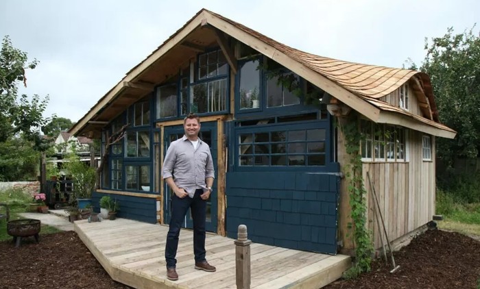George Clarke’s Amazing Spaces