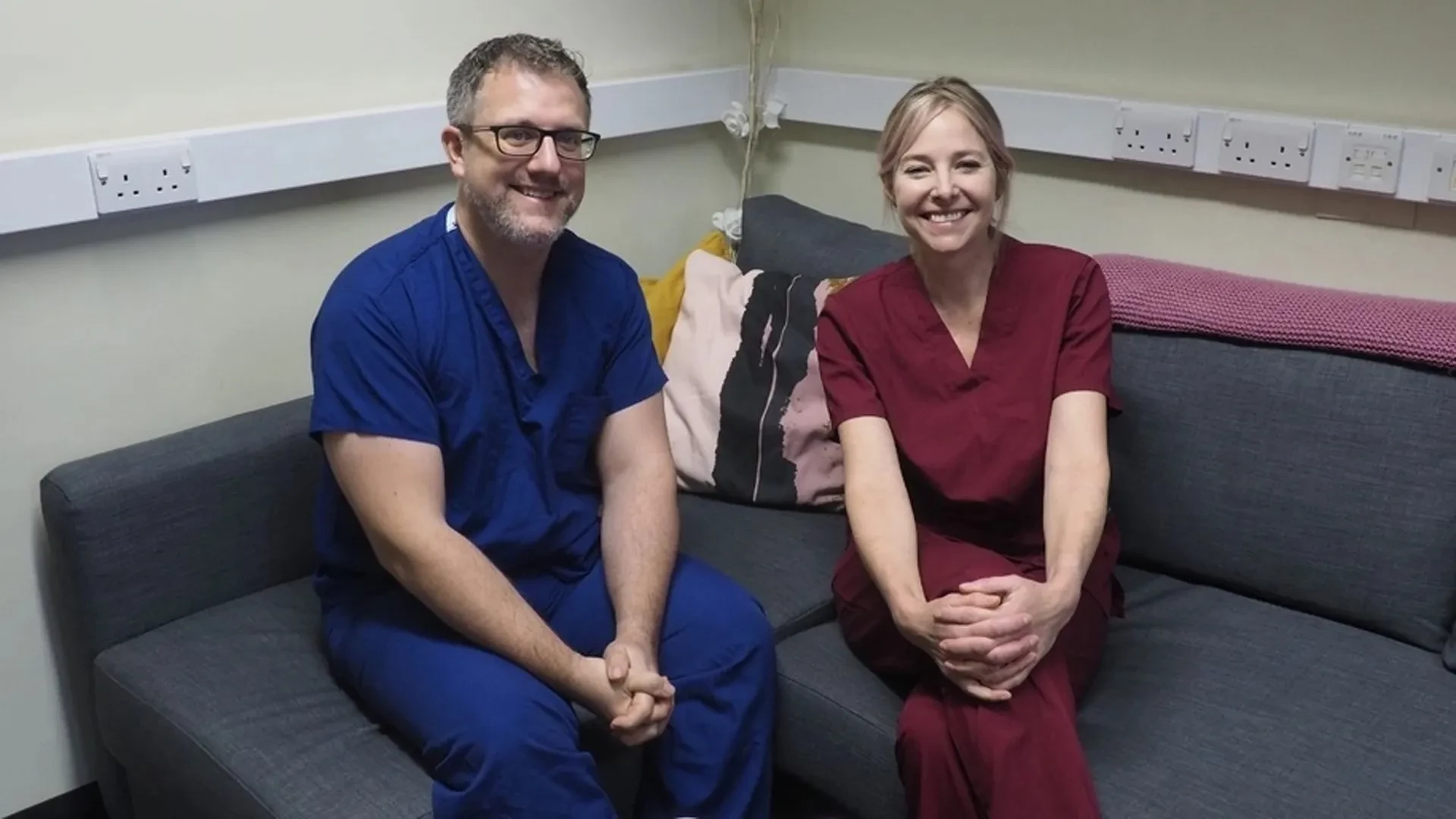 Royal Autopsy Dr Brett Lockyer and Professor Alice Roberts