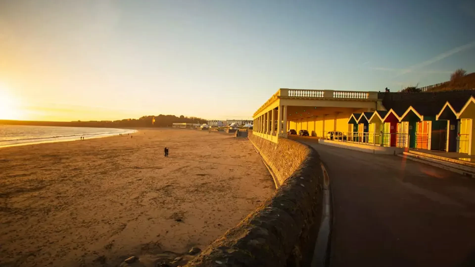 Dr Nell Darby, presenter of Murder by the Sea